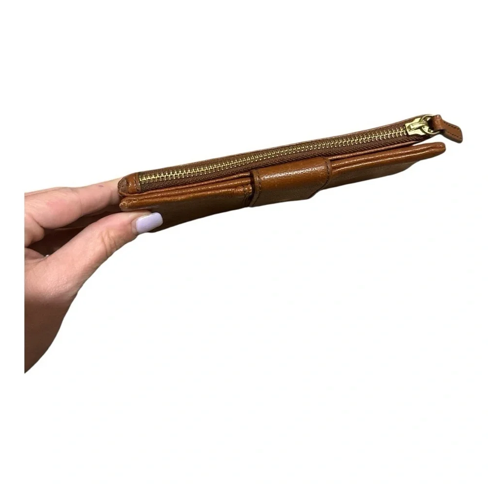 FOSSIL Brown Leather Wallet with Textured Finish